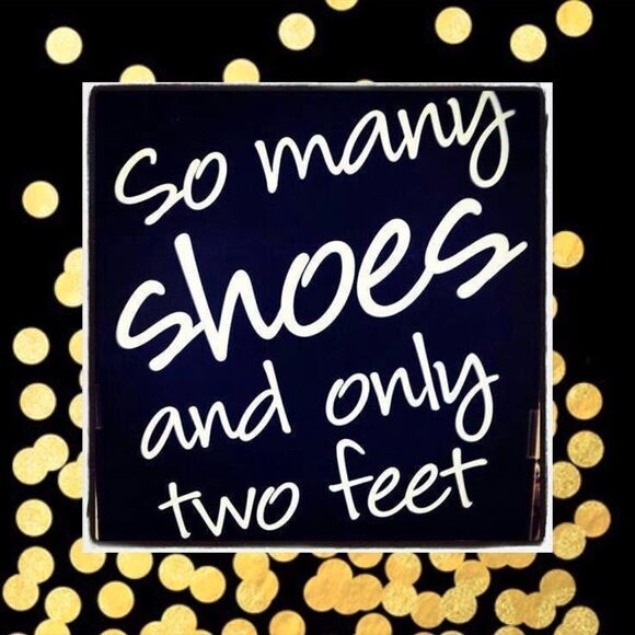 SEYCHELLES Fashion Pumps Fleur Design 1 1/2 heel Brown Sculpted Fleur Design - Picture 4 of 4